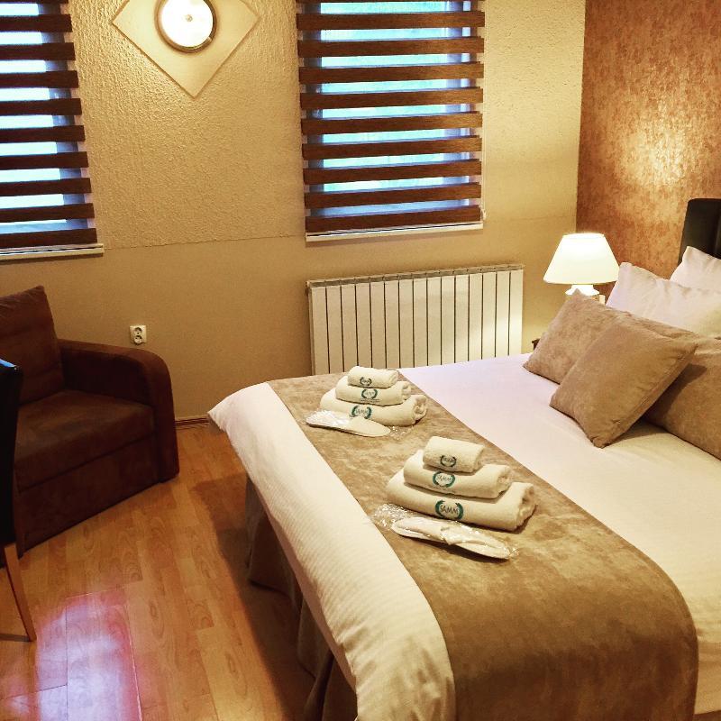 Hotel Istanbul Golden Horn Сараево Экстерьер фото